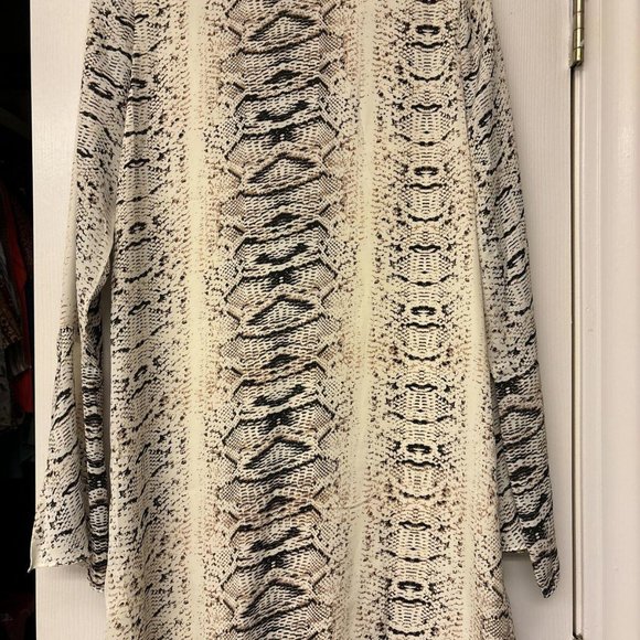 Aakaa Long Sleeve Snake Print Lined Backless with Bow Dress. Sz M. Cocktail - Picture 1 of 8